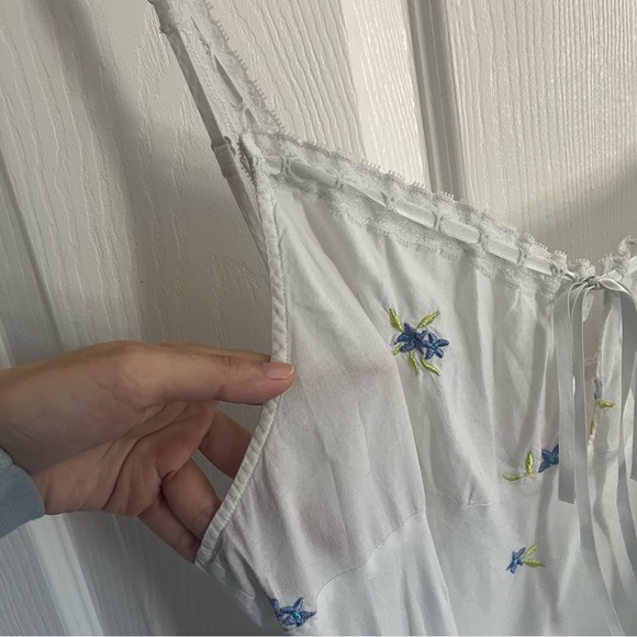 Vintage Y2K Victoria's Secret White Embroidered Floral Midi Maxi Dress size M - Picture 5 of 11